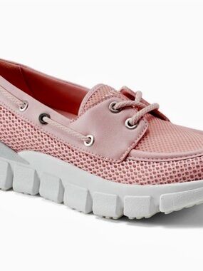 Hunter Pink Mesh & Leather-Trim Chunky Sole Moccasins